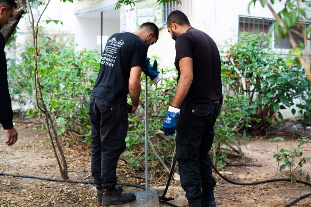 עבודות ביוב עם ביובית